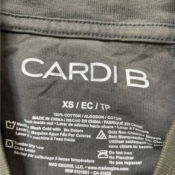 CARDI B Graphic T-shirt Women XS Short Sleeve Music NWT - Picture 4 of 6